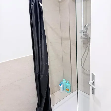 Genter Str Apartamento