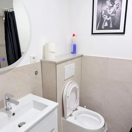 Genter Str Apartamento Colonia